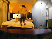 酒店约炮性饥渴的养生馆老板娘穿着黑丝高跟干