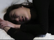 韩国淫荡骚女宾馆被诱奸白嫩美腿劈开被狂插超级刺激